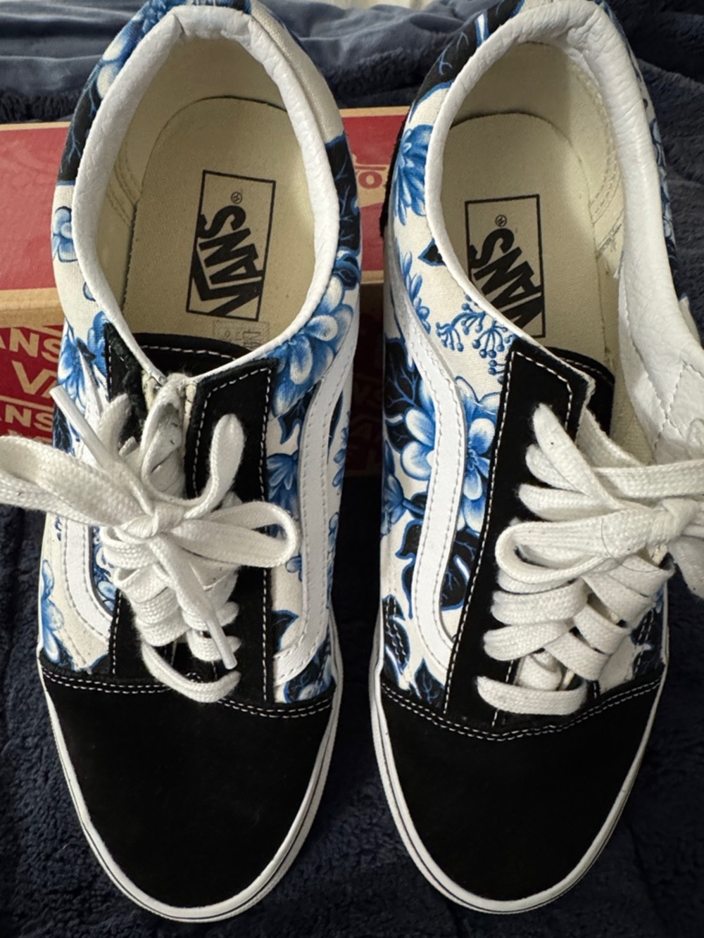 Vans Black, White & Blue Floral Old Skool Sneakers - Picture 2 of 3